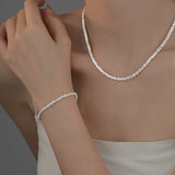 Women's Necklaces — MINIMALIST