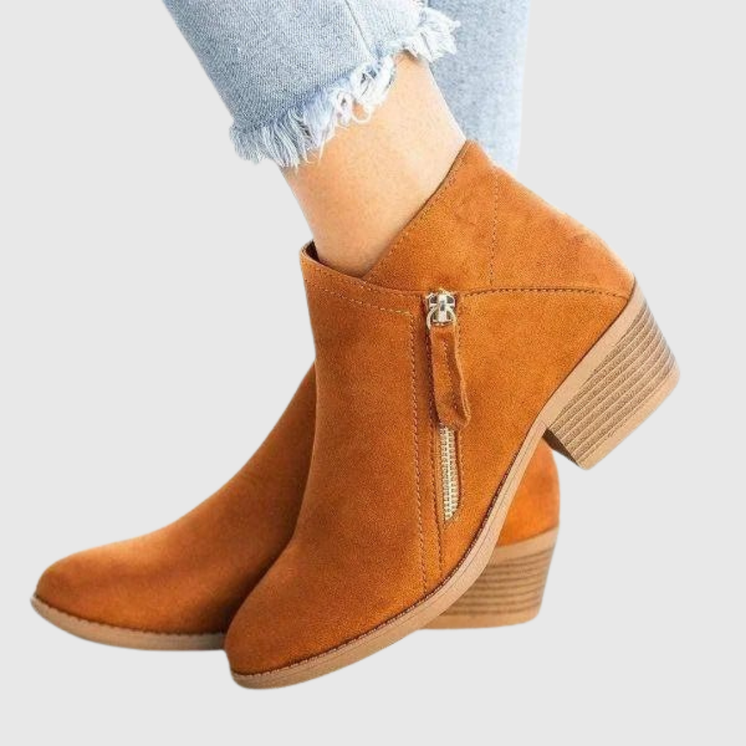 Women's Leather Boots — AVENYA