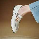 Women's Pumps — LAURA