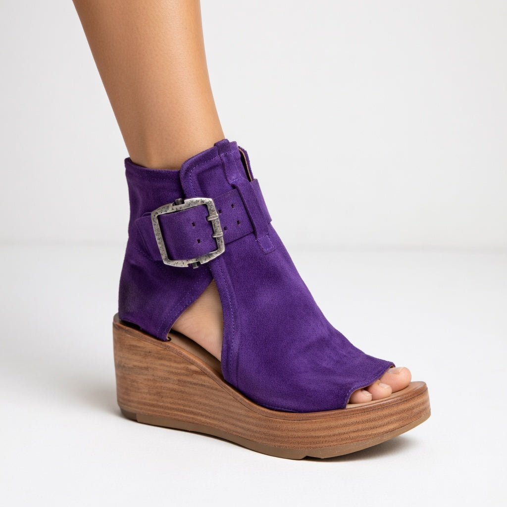 Women's Leather Boots — Modern