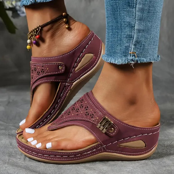 Women's Comfortable Sandals — Genevieve